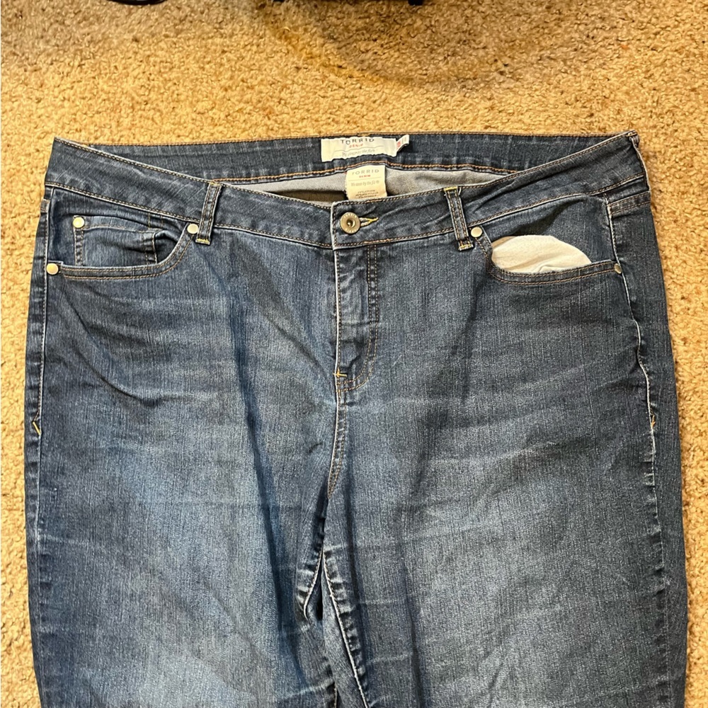 Torrid Curvy Skinny Jeans Blue Size 20R - Picture 4 of 6